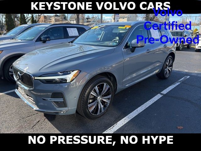 2023 Volvo XC60 Plus Bright Theme