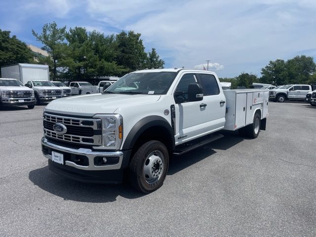 2025 Ford Super Duty F-550 Drw
