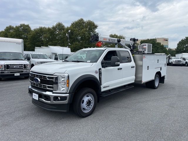 2025 Ford Super Duty F-550 Drw