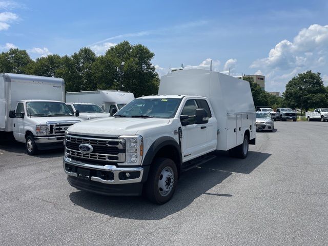 2025 Ford Super Duty F-550 Drw