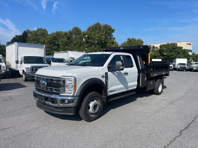 2025 Ford Super Duty F-550 Drw