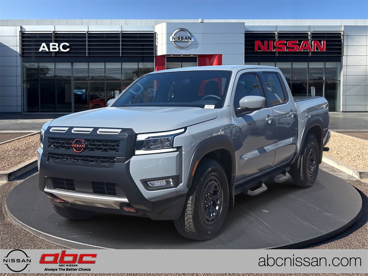 2025 Nissan Frontier