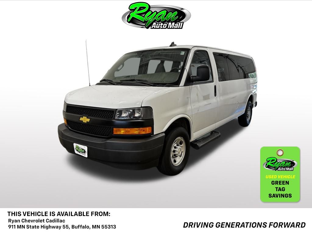 2022 Chevrolet Express Passenger