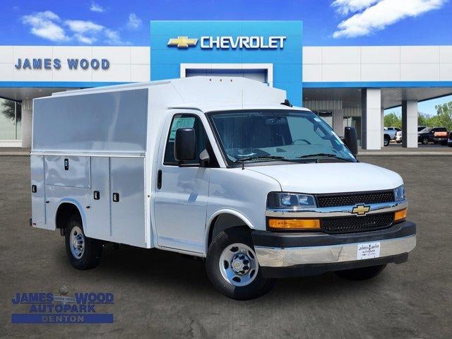 2025 Chevrolet Express Commercial Cutaway