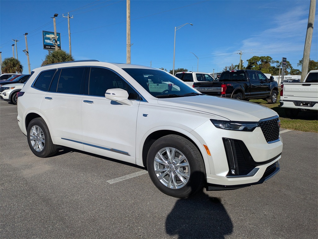 2025 Cadillac XT6