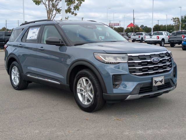 2025 Ford Explorer