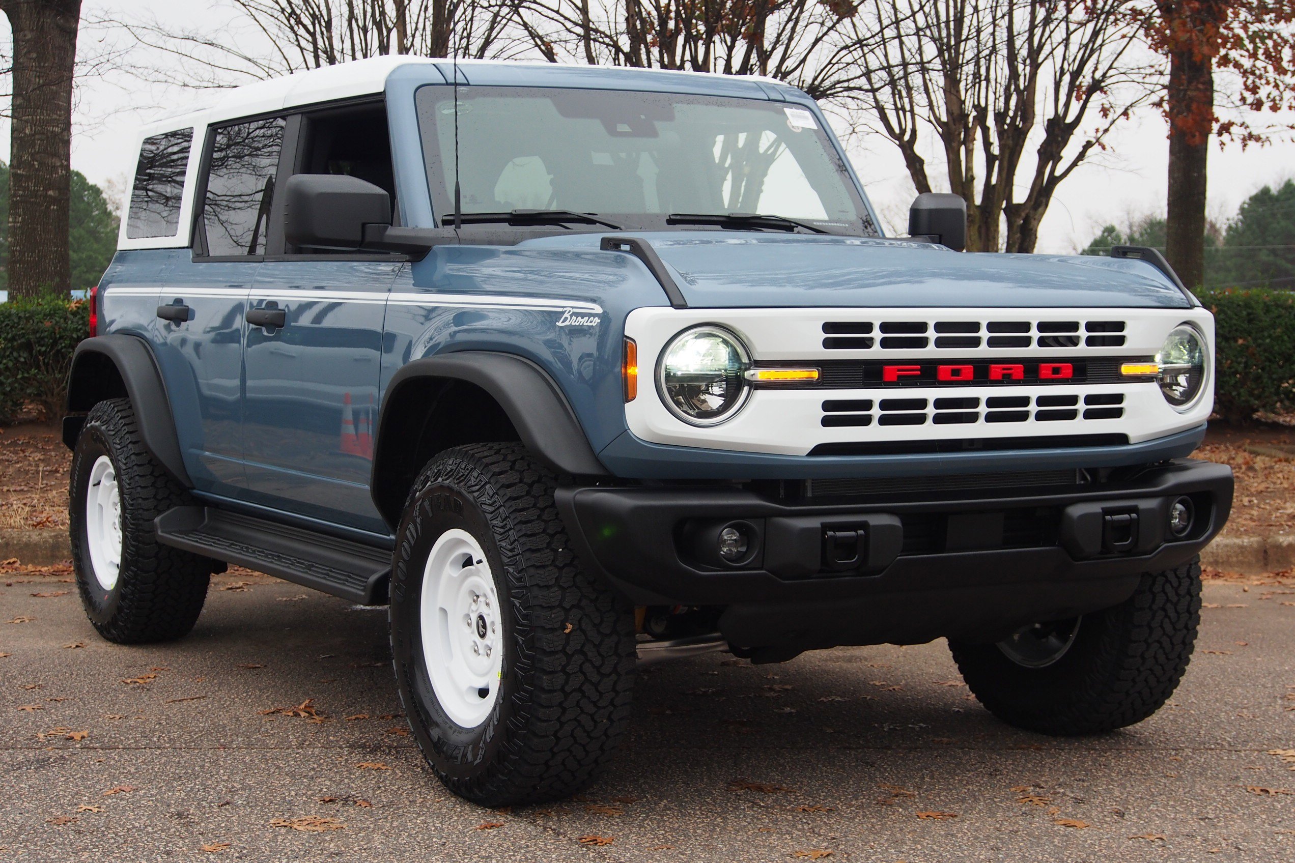 2025 Ford Bronco Heritage Edition