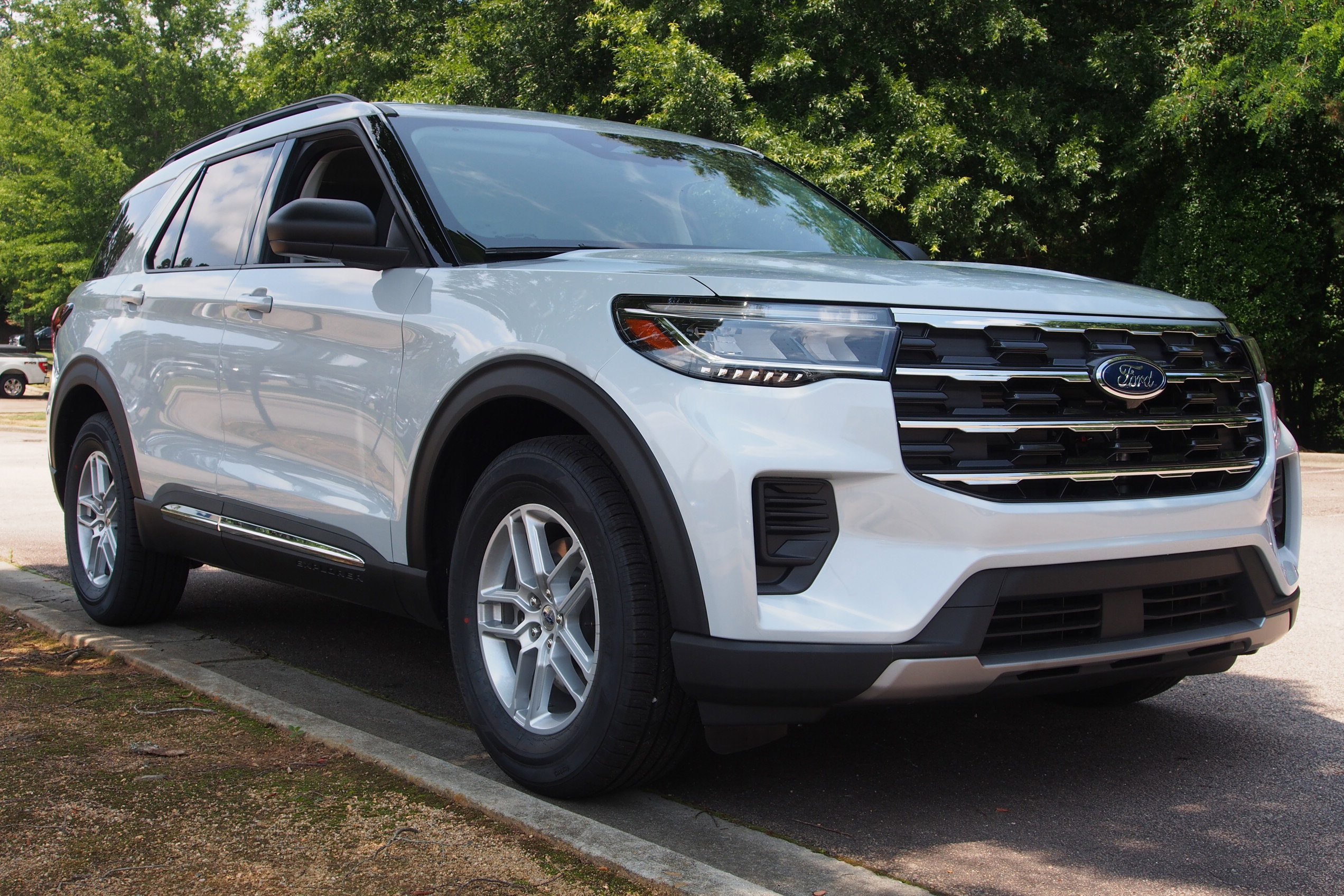 2025 Ford Explorer