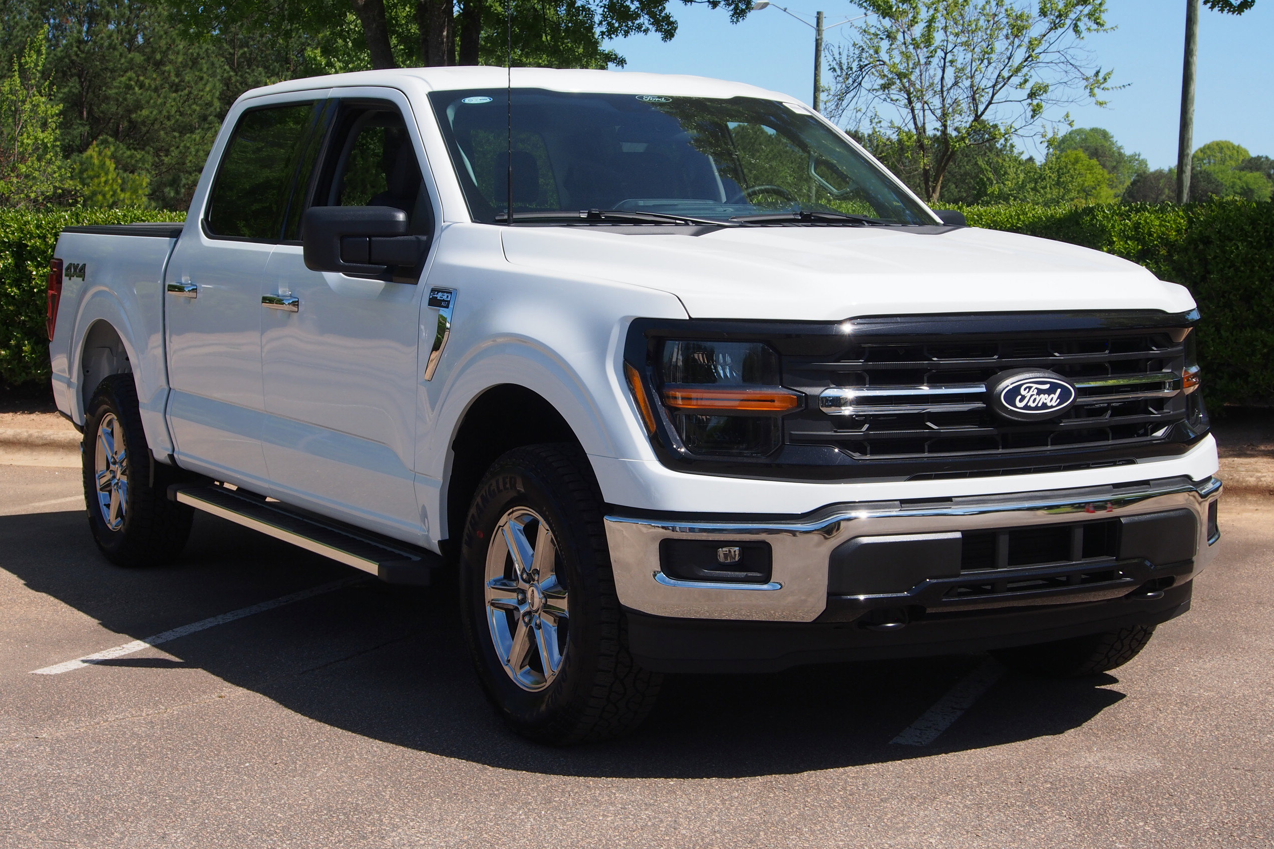 2025 Ford F-150 XLT - Crossroads Courtesy Demo
