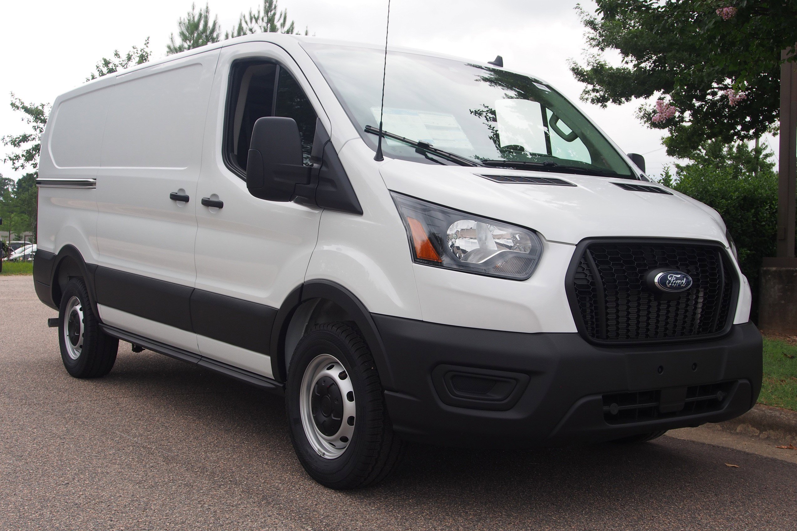 2025 Ford Transit Cargo Van