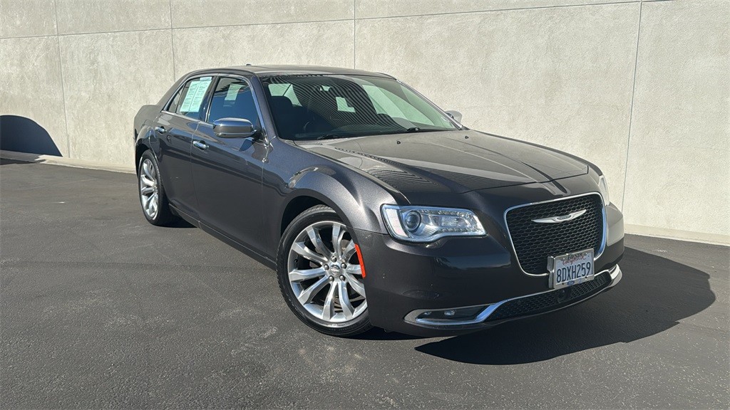2018 Chrysler 300