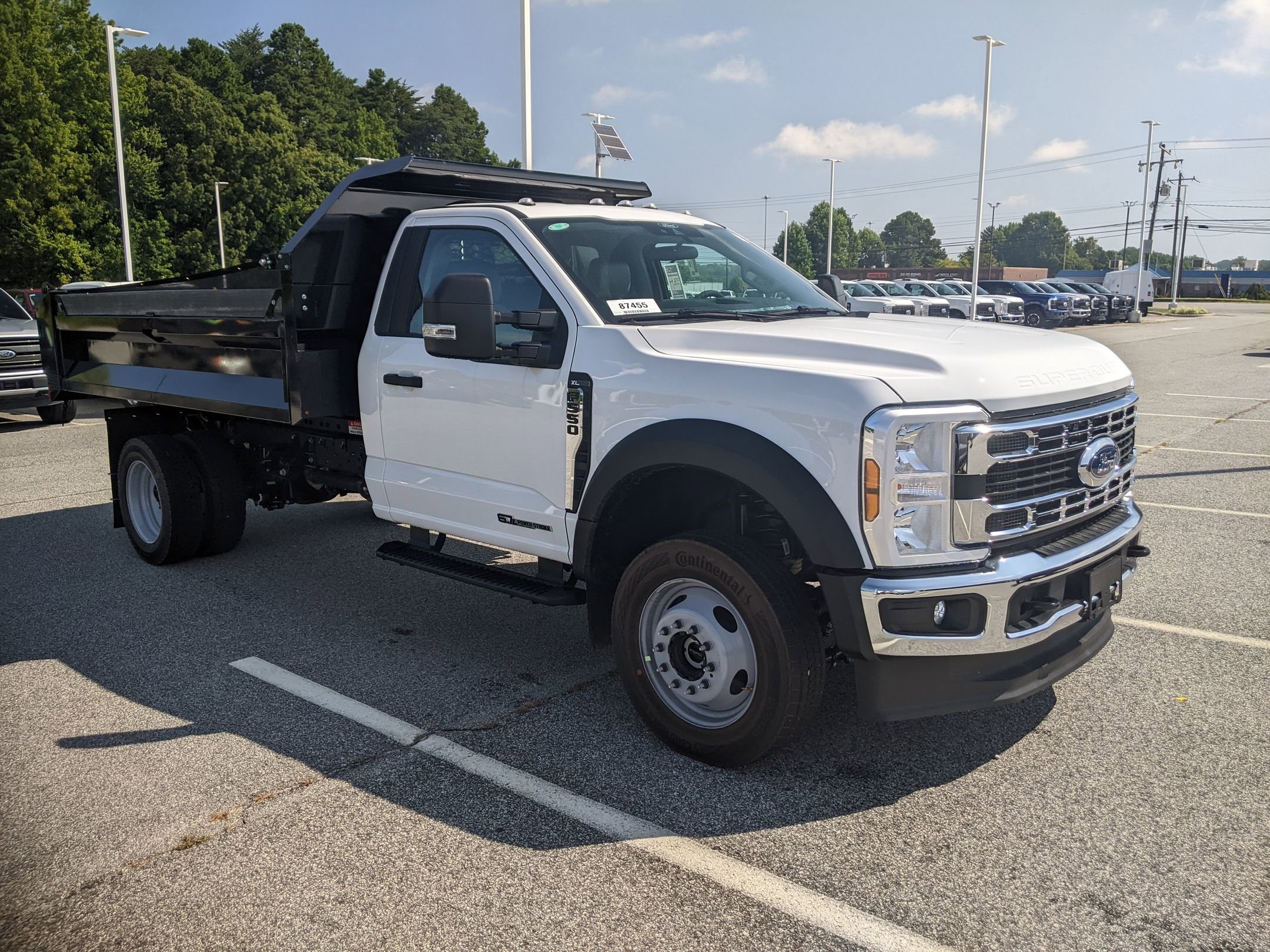 2025 Ford Super Duty F-550 Drw