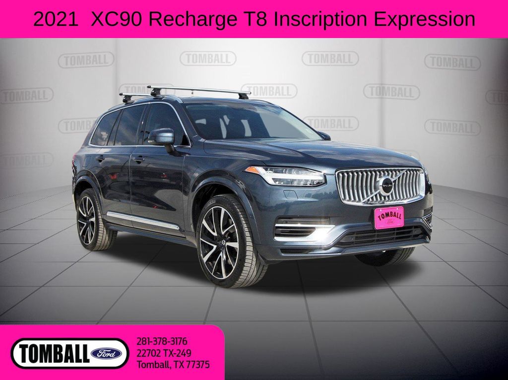 2021 Volvo XC90 T8 Inscription Expression 7 Passenger
