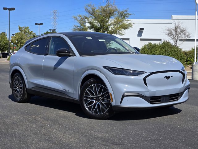 2025 Ford Mustang Mach-e