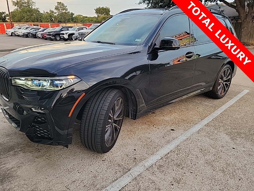 2021 BMW X7