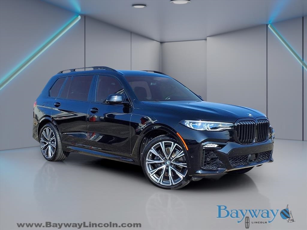 2021 BMW X7