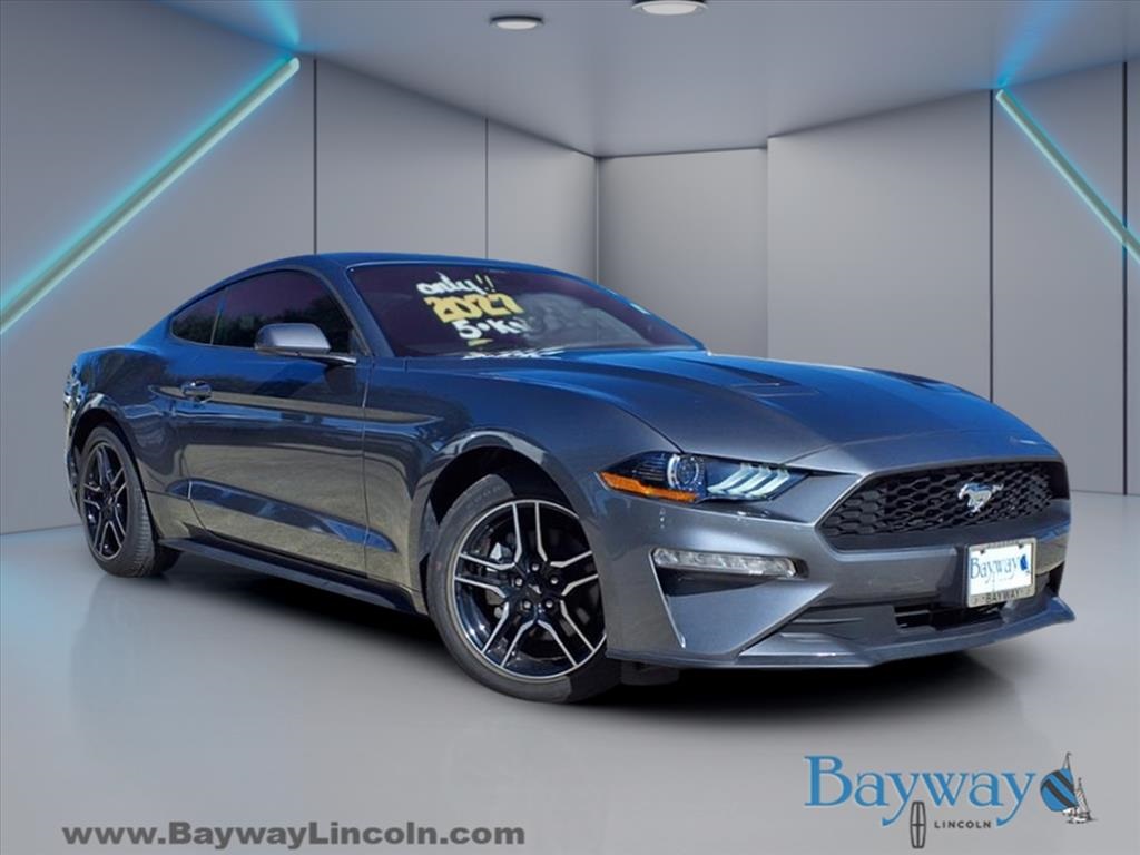 2022 Ford Mustang