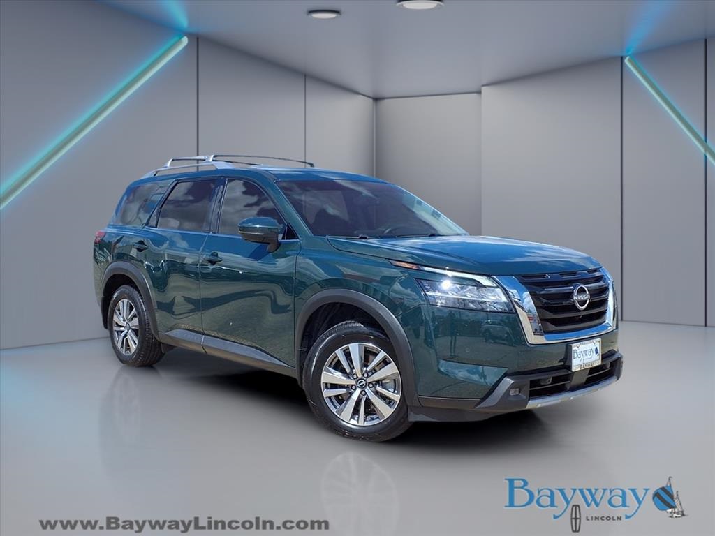 2022 Nissan Pathfinder