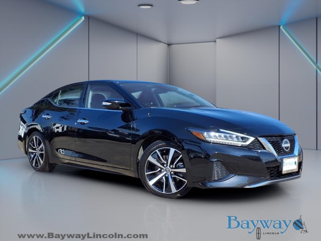 2023 Nissan Maxima