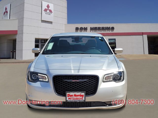 2022 Chrysler 300