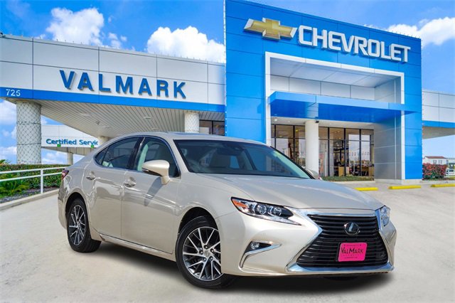 2017 Lexus ES
