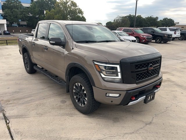 2021 Nissan Titan