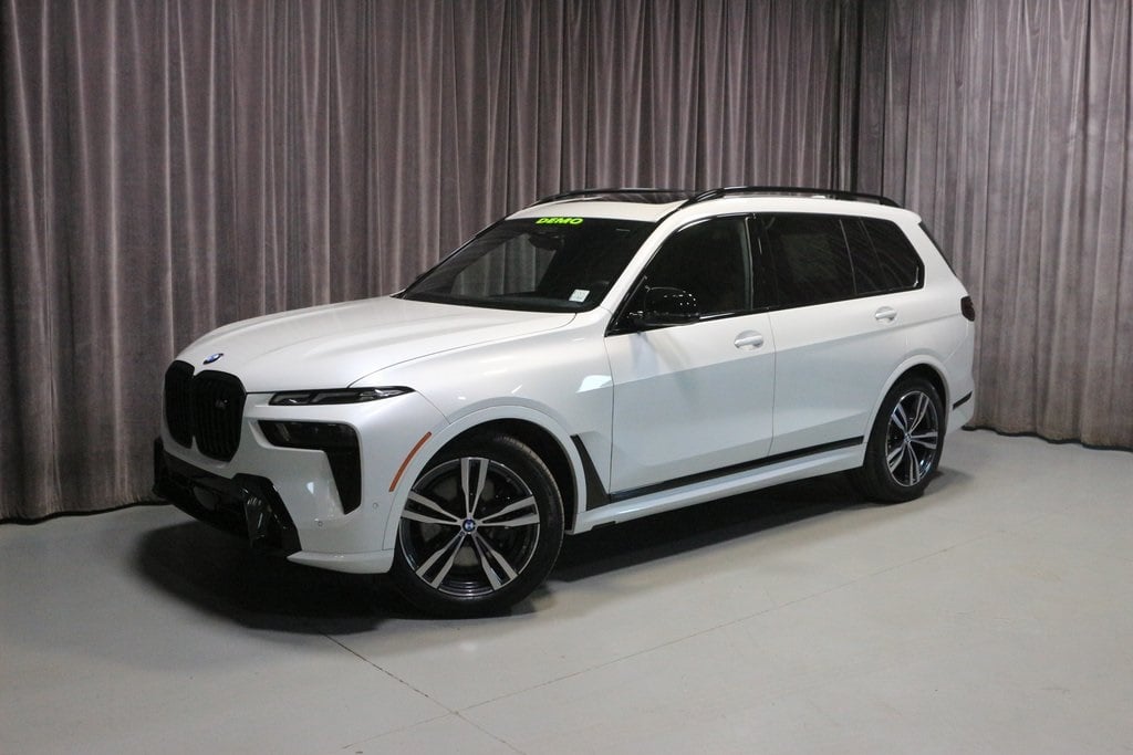 2025 BMW X7