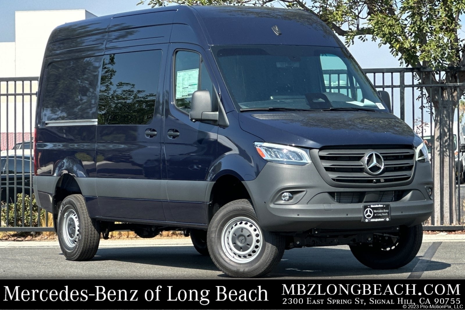 2025 Mercedes-Benz Sprinter Crew Van Standard Roof 4-Cyl Diesel HO