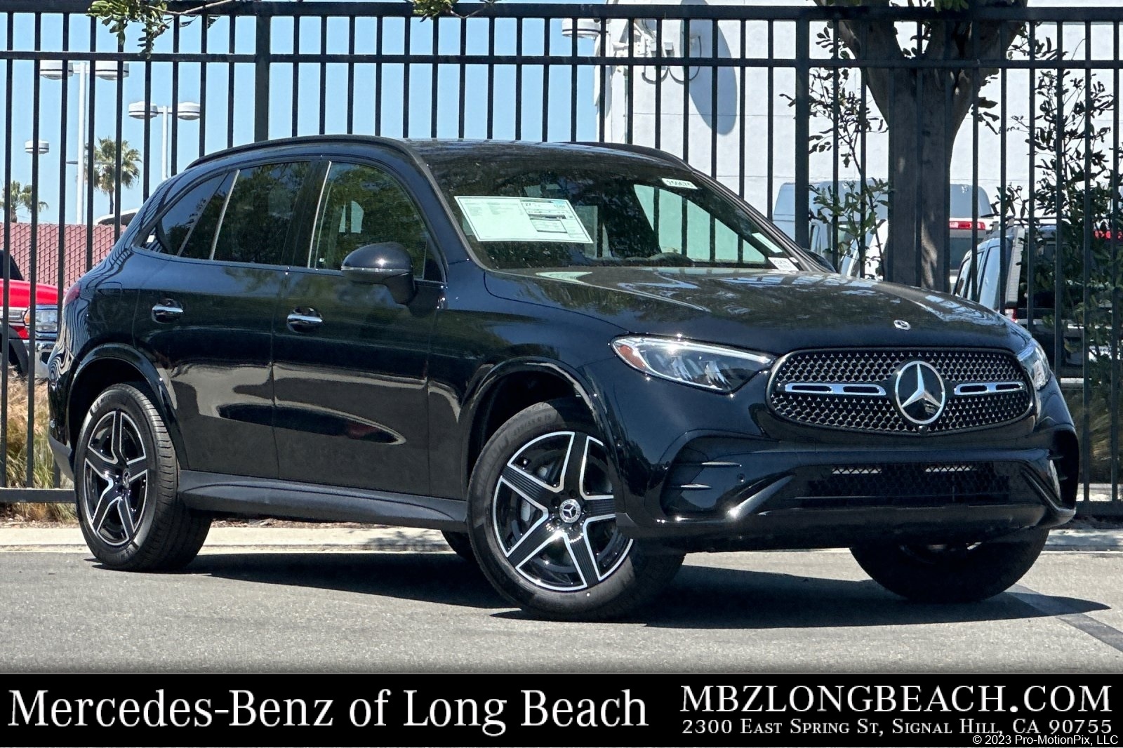 2025 Mercedes-Benz GLC