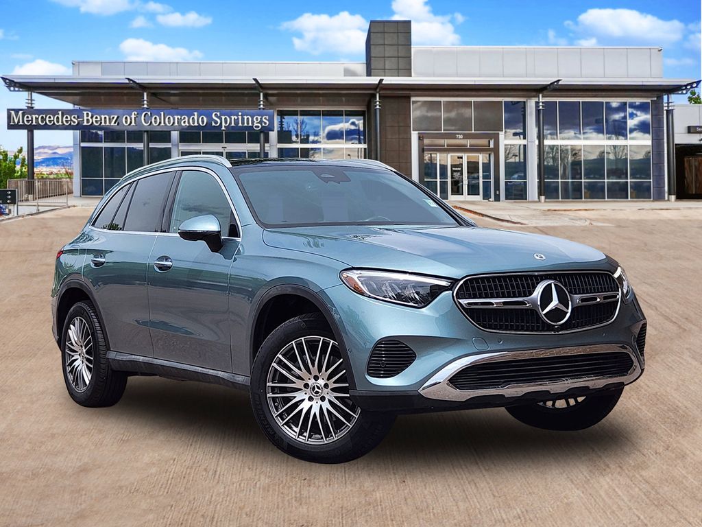 2025 Mercedes-Benz GLC
