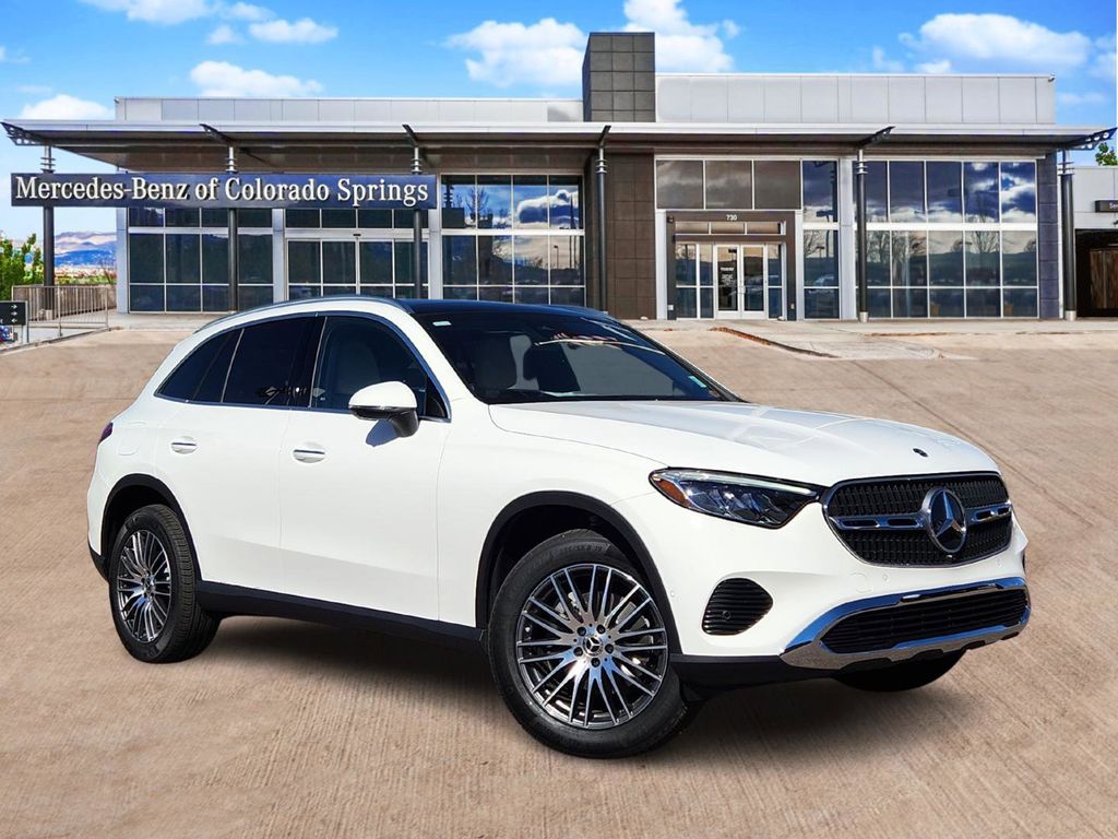 2026 Mercedes-Benz GLC