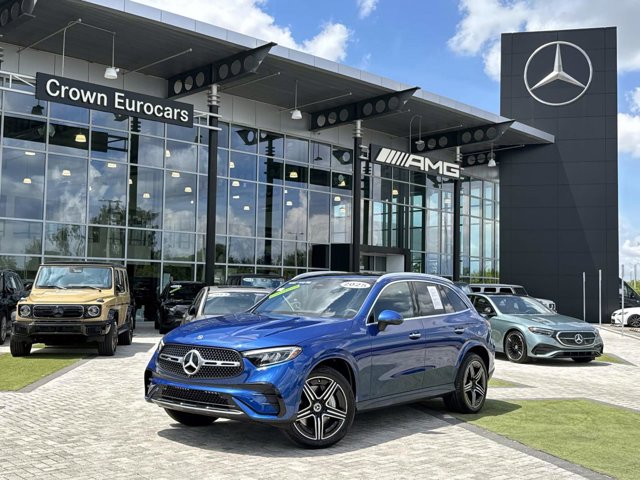 2025 Mercedes-Benz GLC