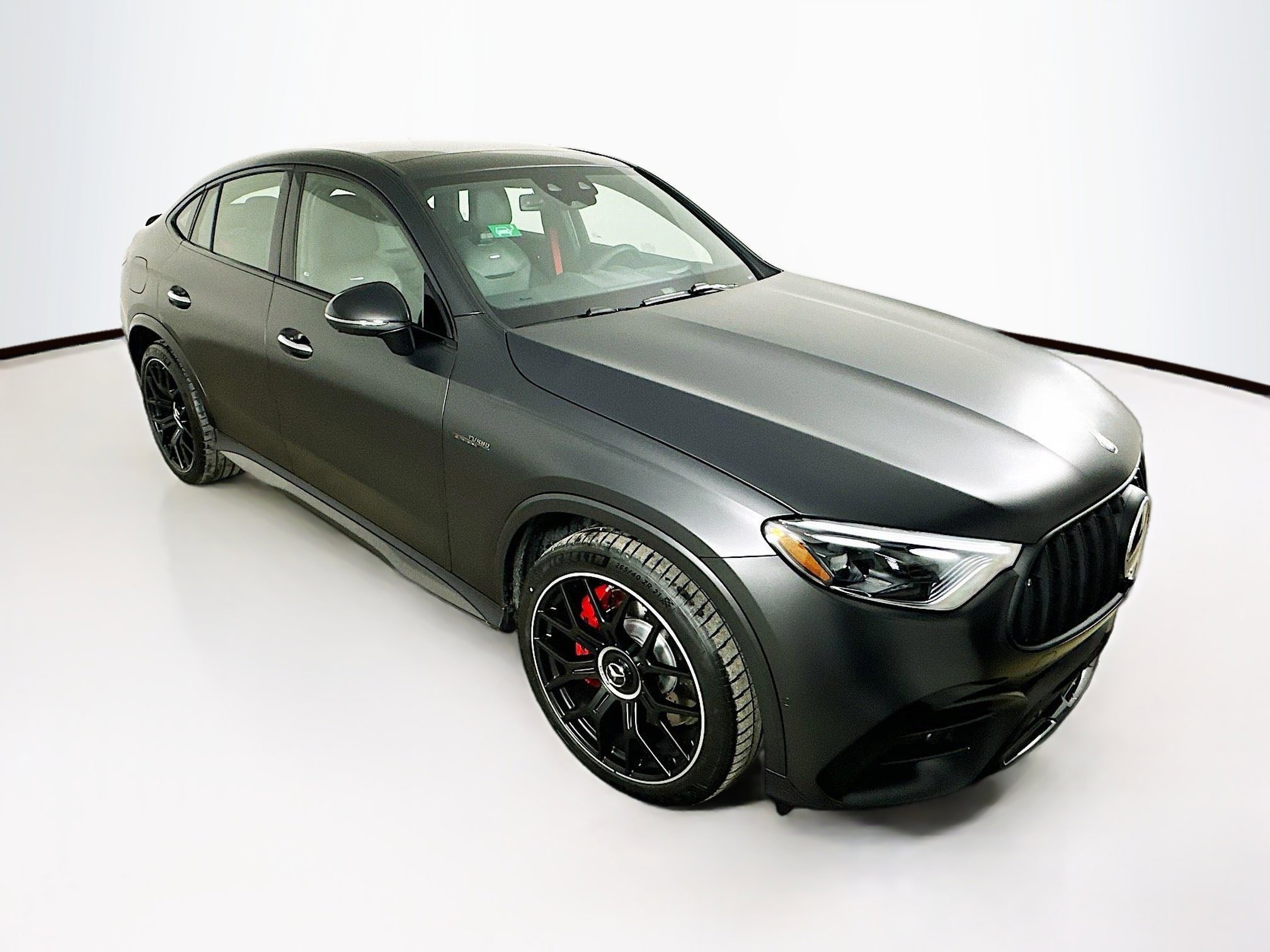 2025 Mercedes-Benz GLC