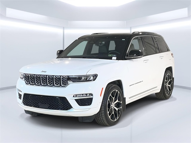 2022 Jeep Grand Cherokee Summit
