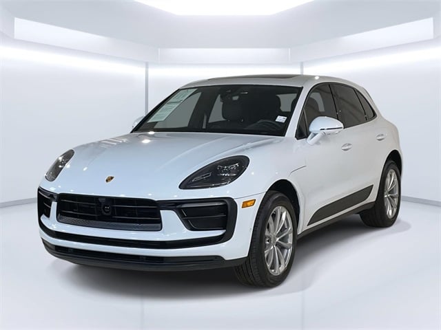 2022 Porsche Macan