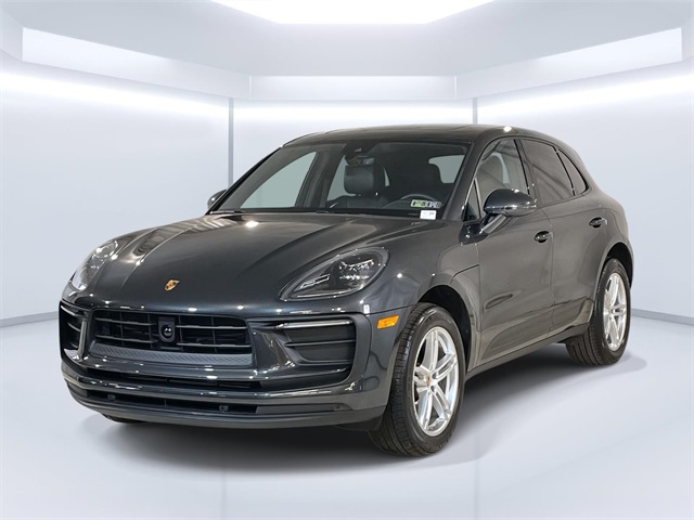 2025 Porsche Macan