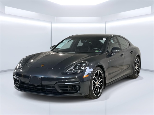 2023 Porsche Panamera 4 Platinum Edition