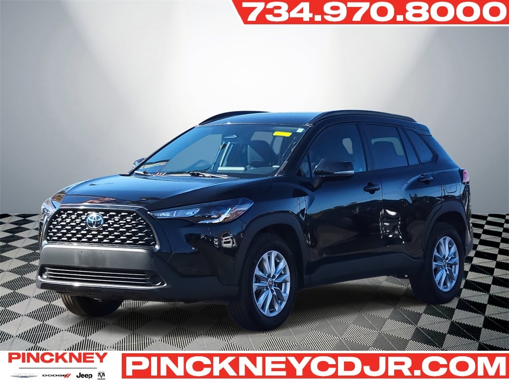 2024 Toyota Corolla Cross LE
