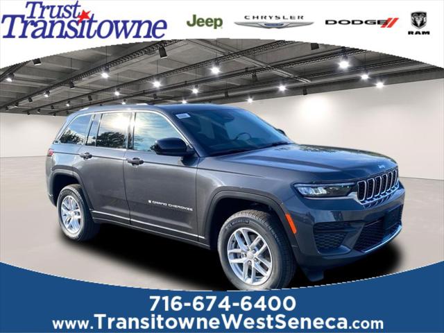 2025 Jeep Grand Cherokee GRAND CHEROKEE LAREDO X 4X4