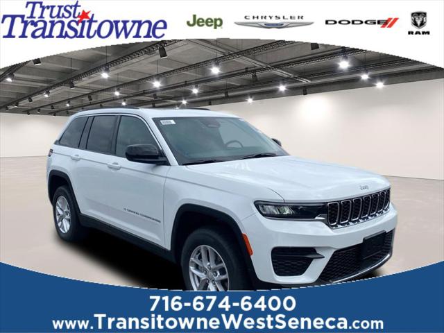 2025 Jeep Grand Cherokee GRAND CHEROKEE LAREDO X 4X4