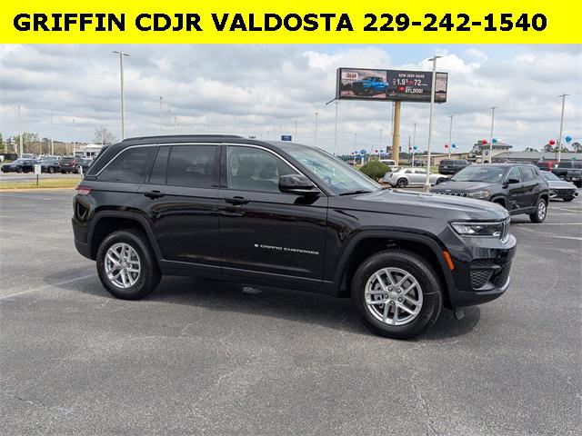 2025 Jeep Grand Cherokee GRAND CHEROKEE LAREDO X 4X2