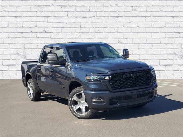 2025 Ram 1500 RAM 1500 TRADESMAN CREW CAB 4X2 5'7' BOX