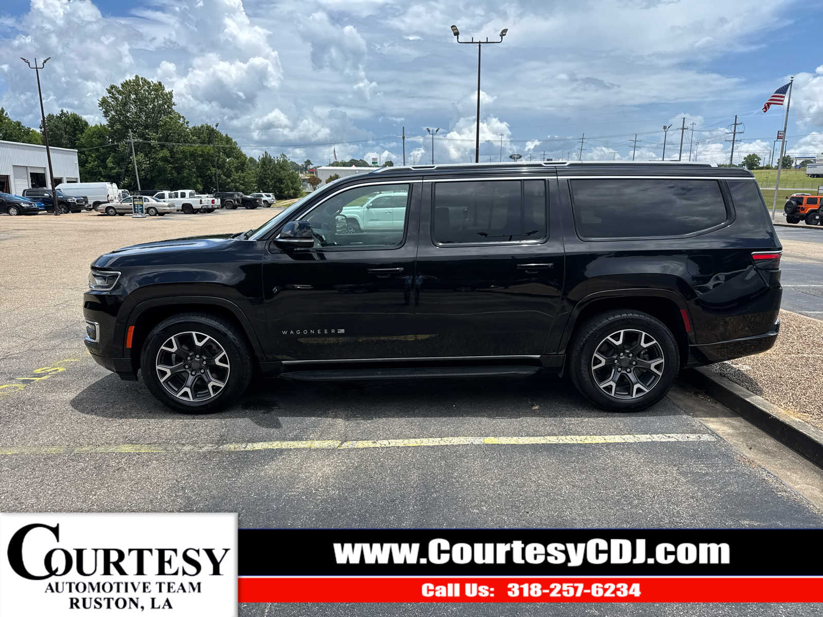 2023 Jeep Wagoneer L Series III 4x2