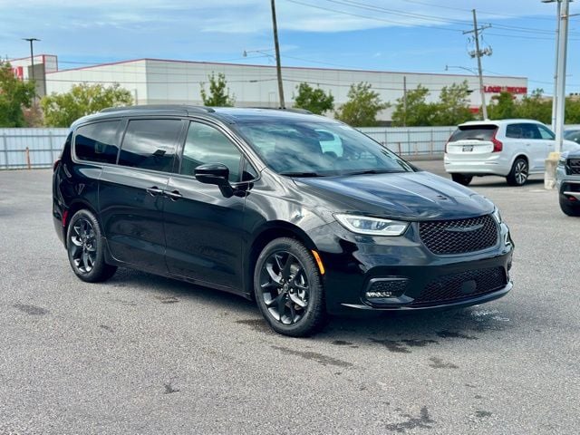 2026 Chrysler Pacifica