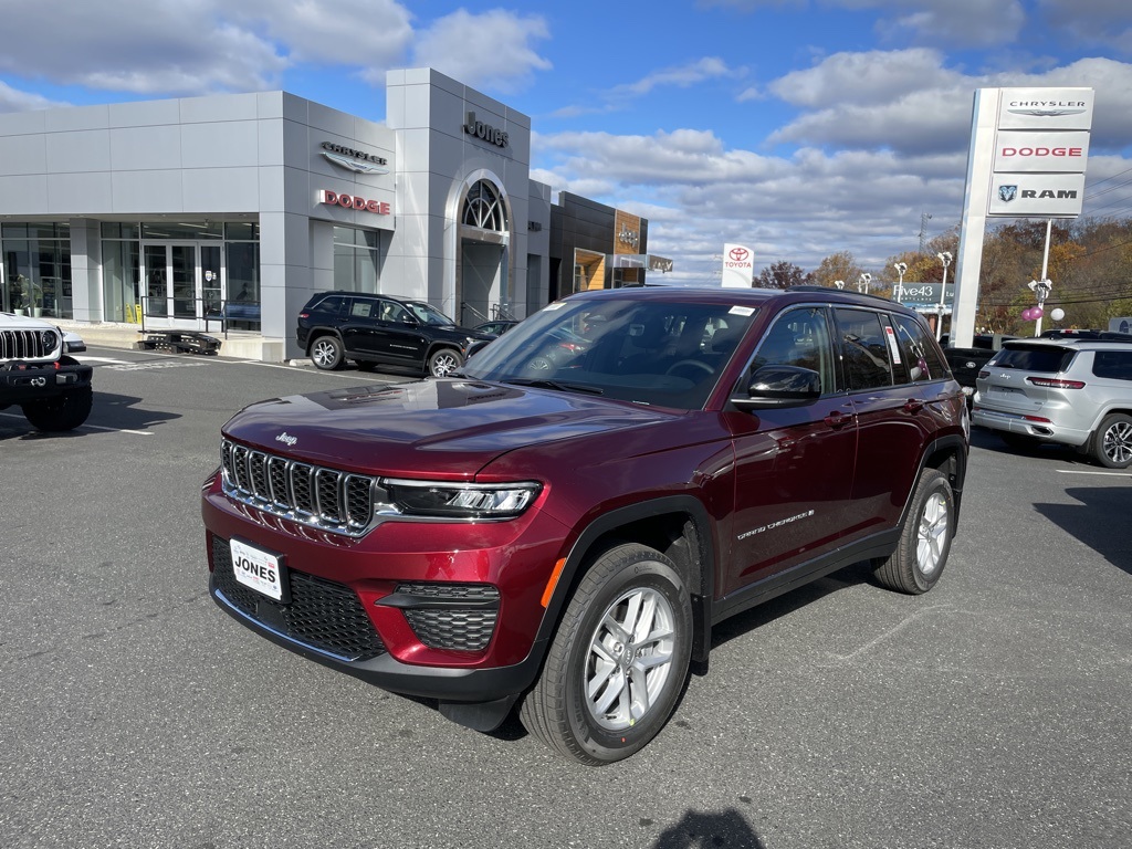 2025 Jeep Grand Cherokee Laredo X