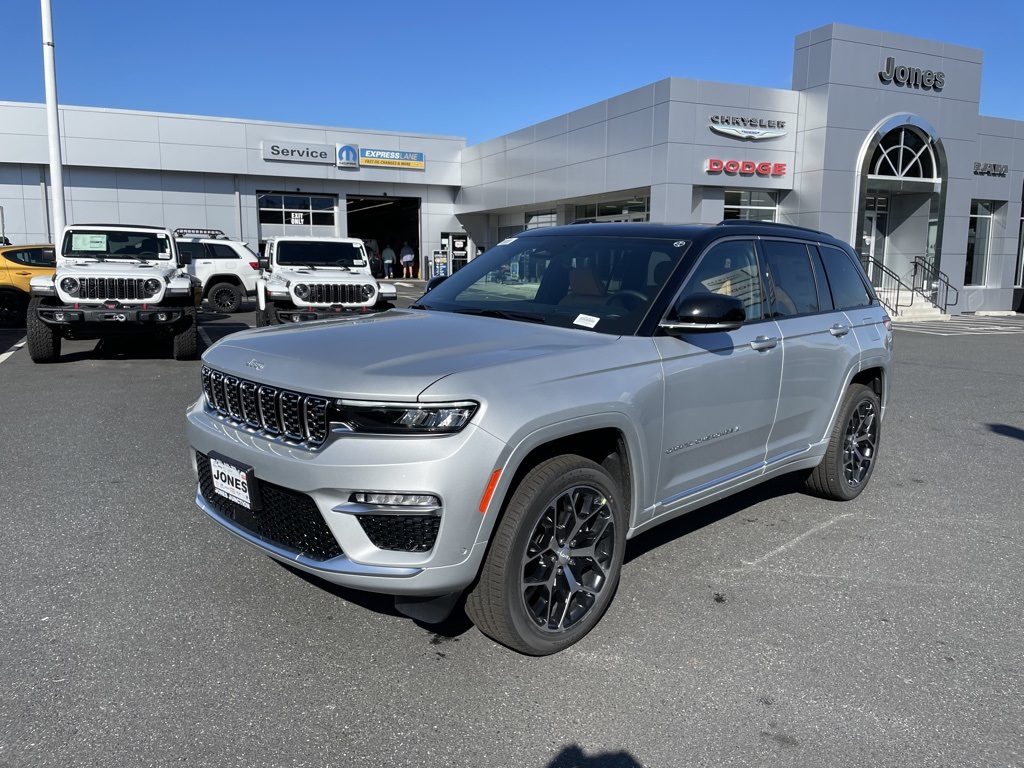 2025 Jeep Grand Cherokee Summit