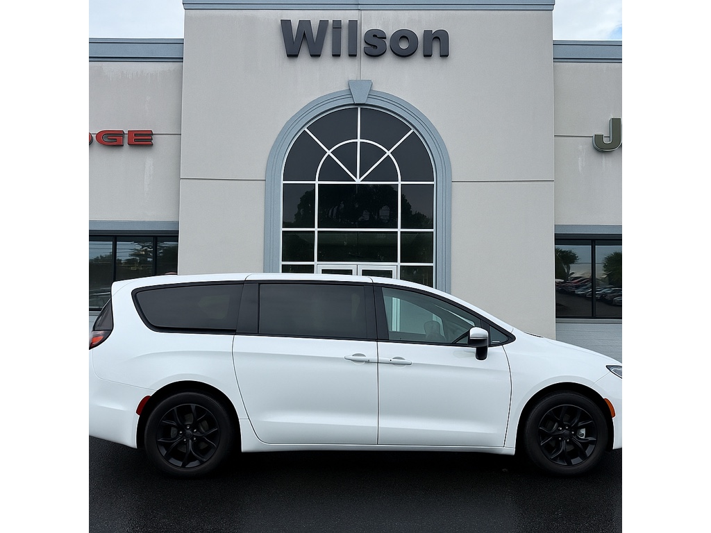 2026 Chrysler Pacifica