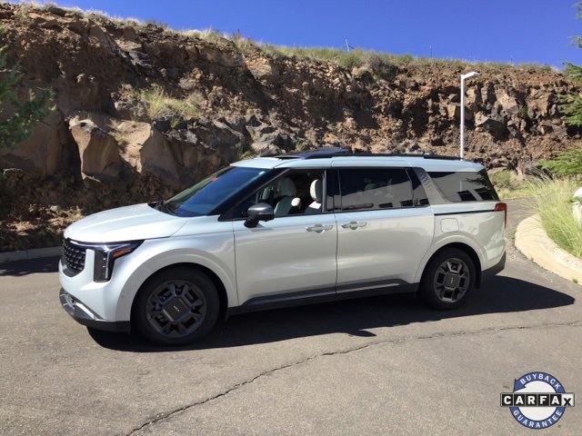 2025 Kia Carnival