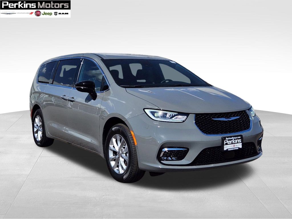 2025 Chrysler Pacifica
