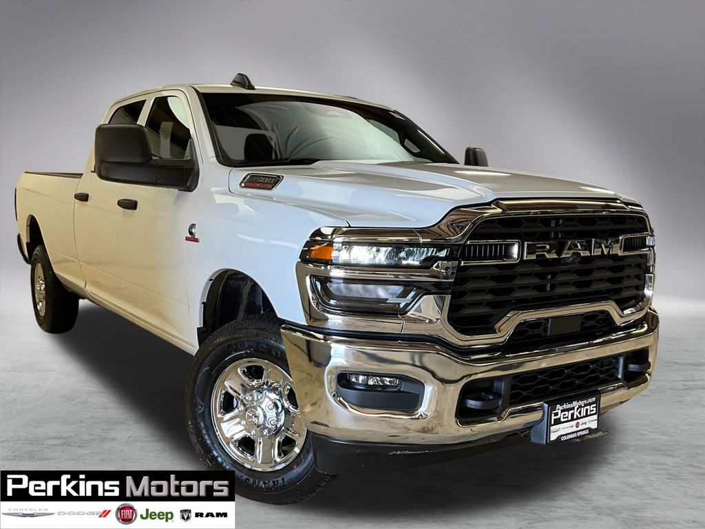 2026 Ram 2500 RAM 2500 TRADESMAN CREW CAB 4X4 8' BOX